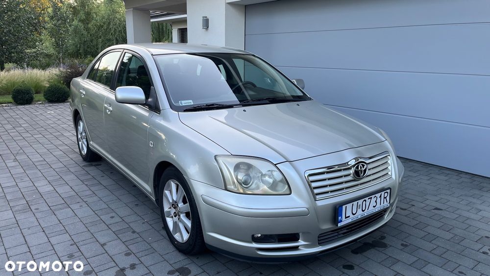 Toyota Avensis 2.0 VVT-i Sol - 2