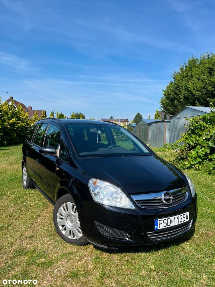 Opel Zafira - 1