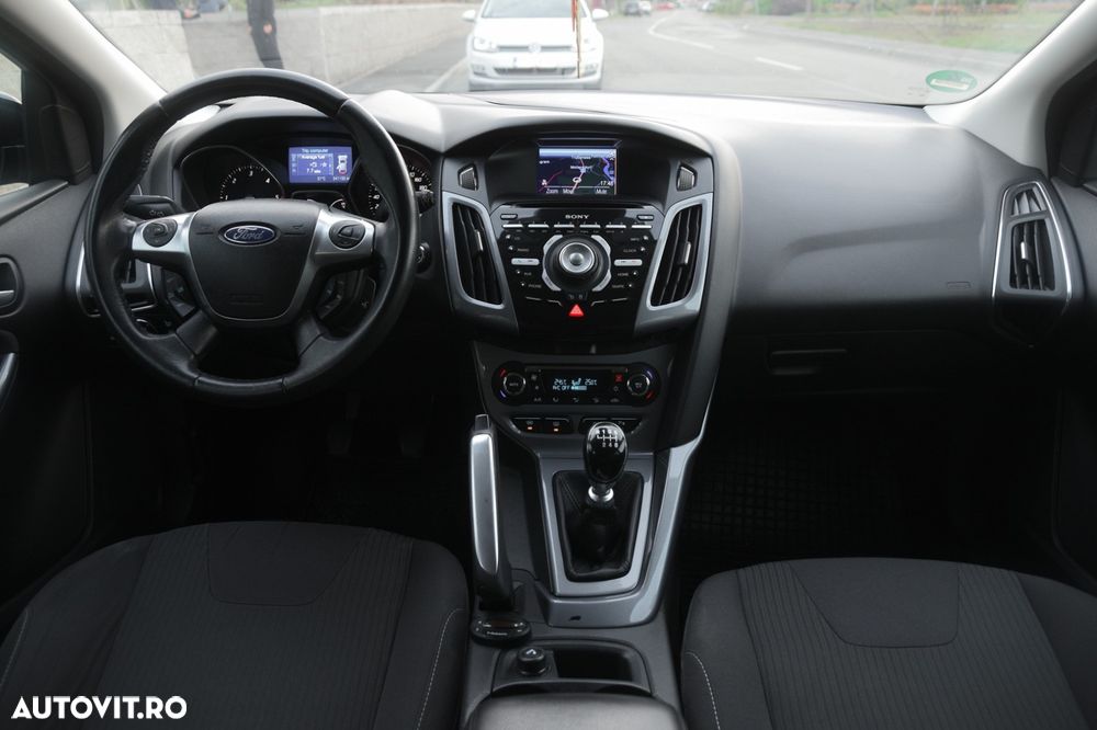 Ford Focus - 10