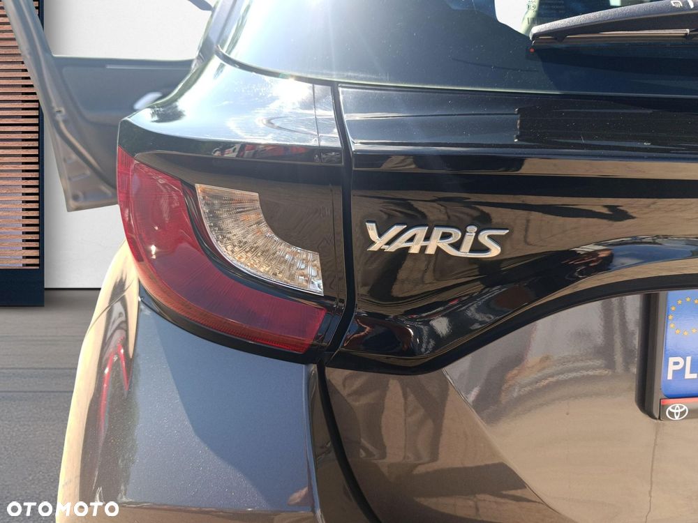 Toyota Yaris 1.5 Comfort CVT - 35