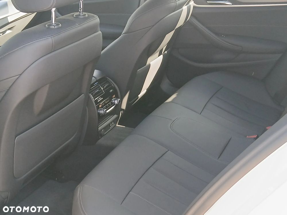 BMW Seria 5 520i M Sport sport - 18