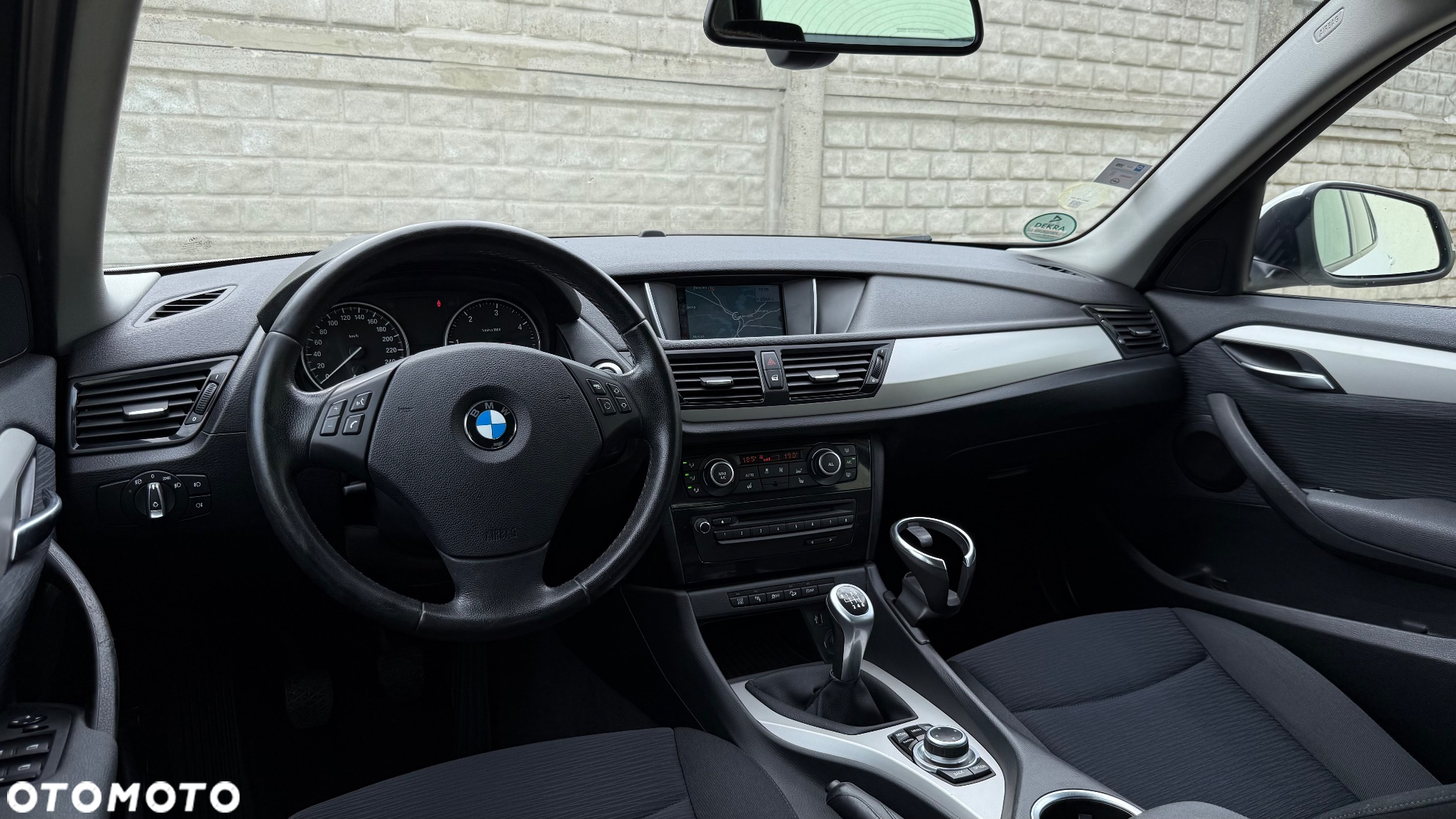 BMW X1 xDrive18d - 13