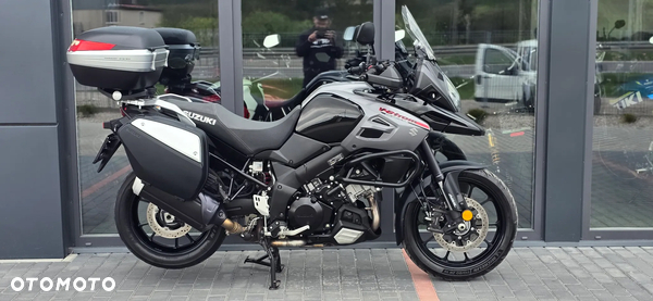 Suzuki DL