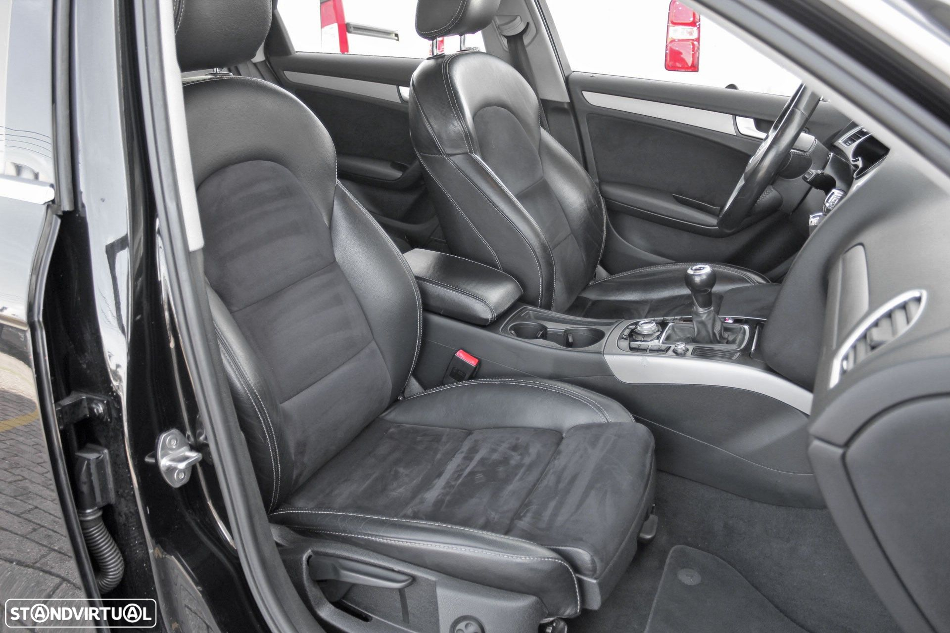 Audi A4 Avant 2.0 TDI Sport - 13