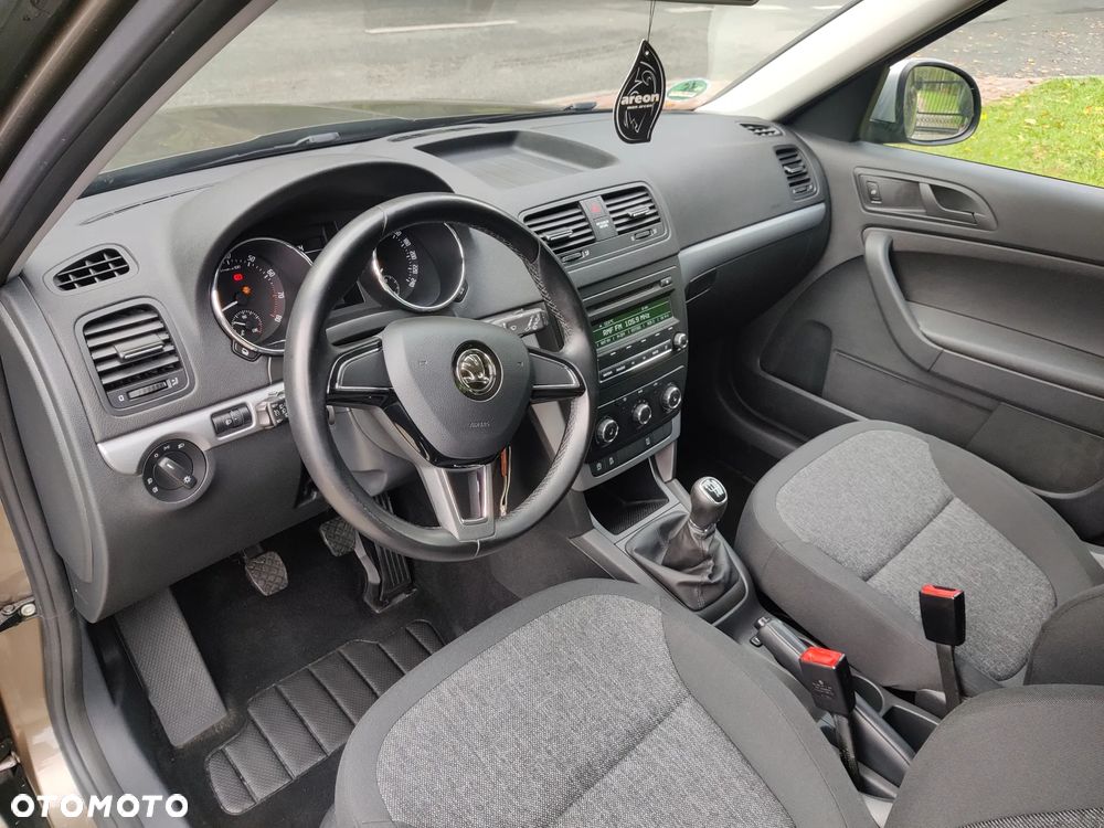 Skoda Yeti 1.4 TSI Ambition PLUS EDITION - 23