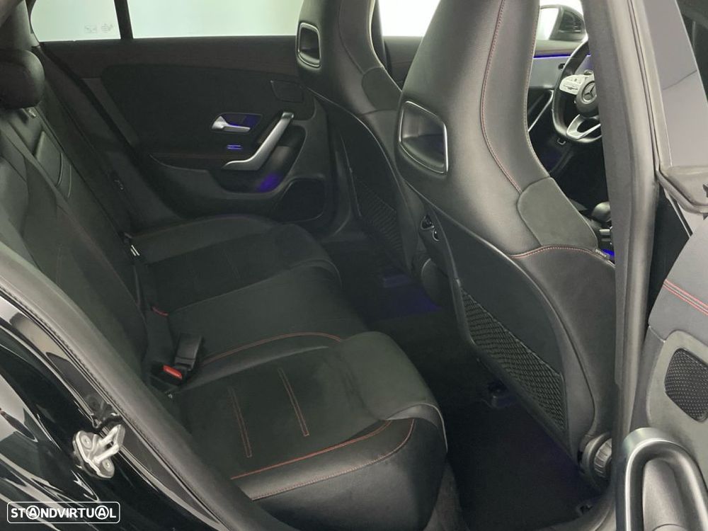 Mercedes-Benz CLA 220 d Shooting Brake AMG Line Aut. - 24