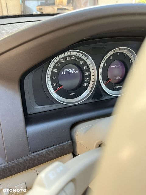 Volvo XC 60 T6 AWD Momentum - 10