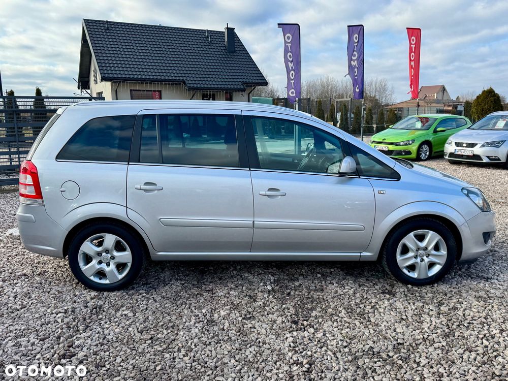 Opel Zafira - 4