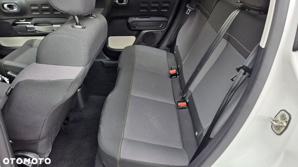 Citroën C3 1.2 PureTech Shine - 19