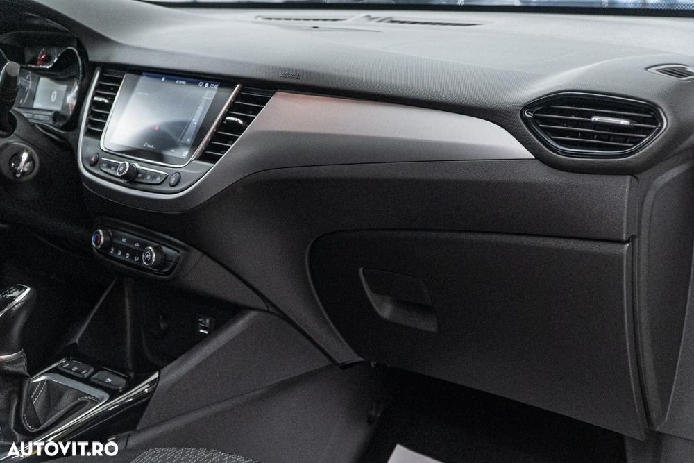 Opel Crossland 1.2 Start/Stop Innovation - 33