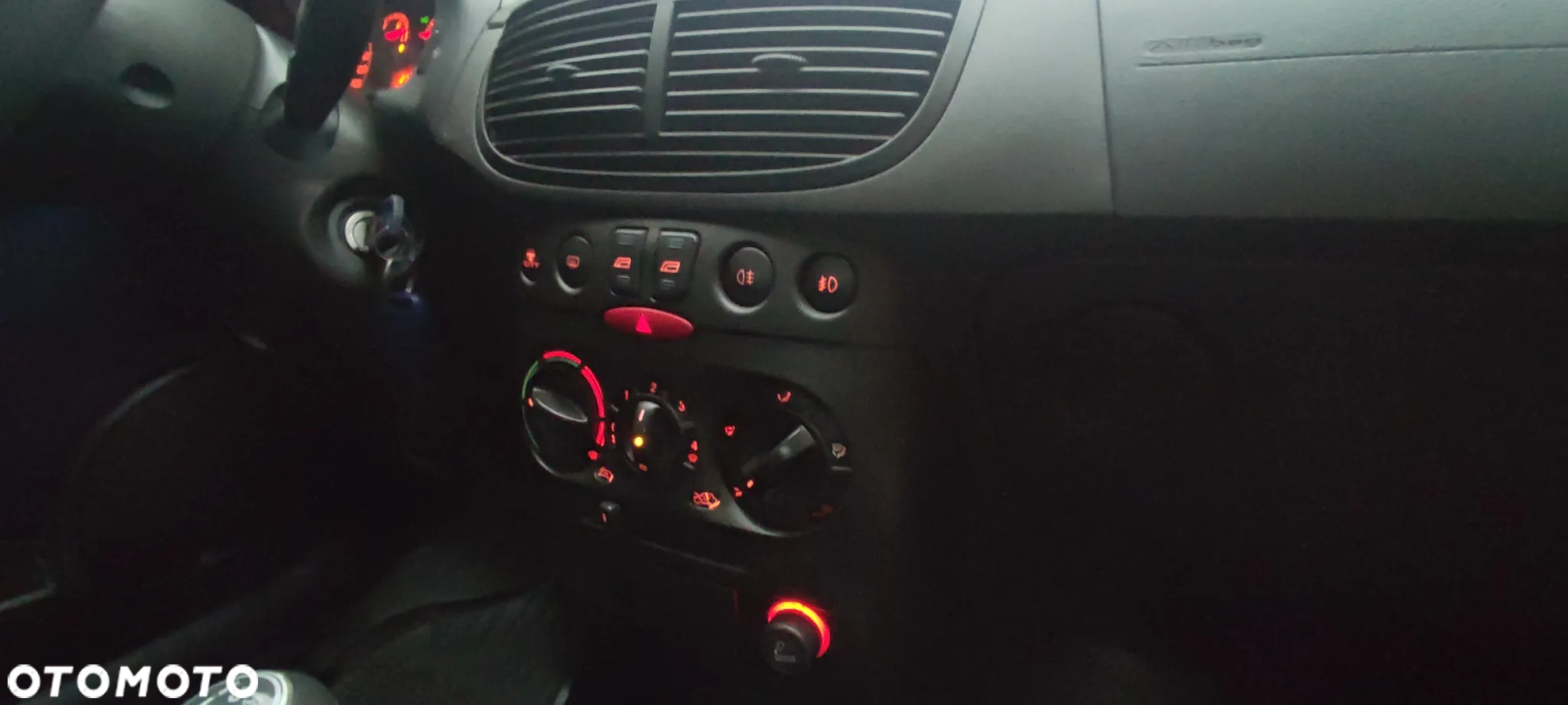 Fiat Punto 1.2 16V HLX - 19