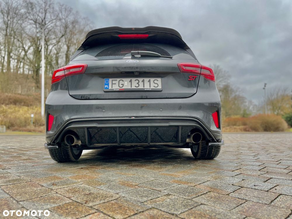 Ford Focus 2.3 EcoBoost ST X - 10