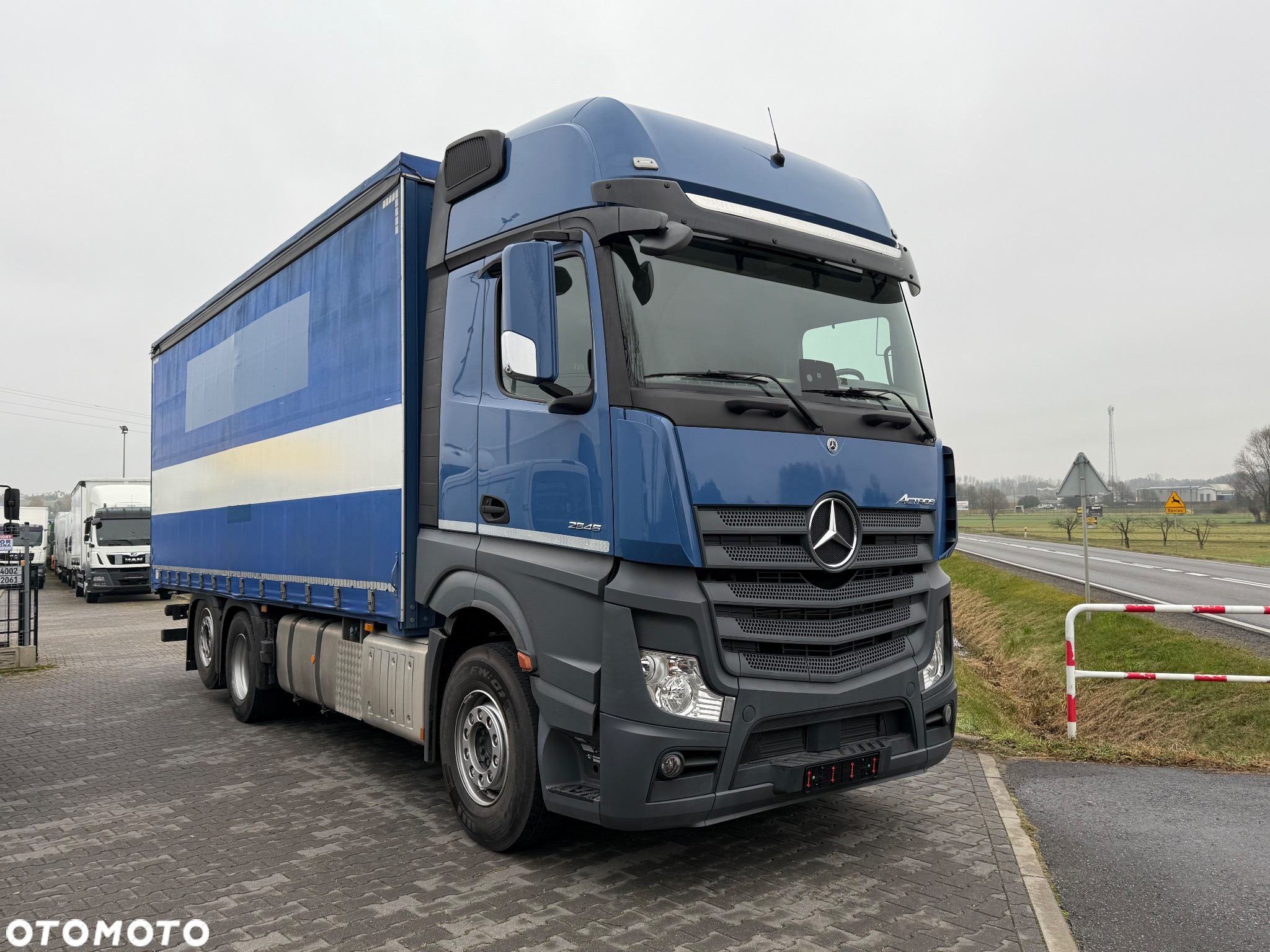 Mercedes-Benz ACTROS 2545 - 12
