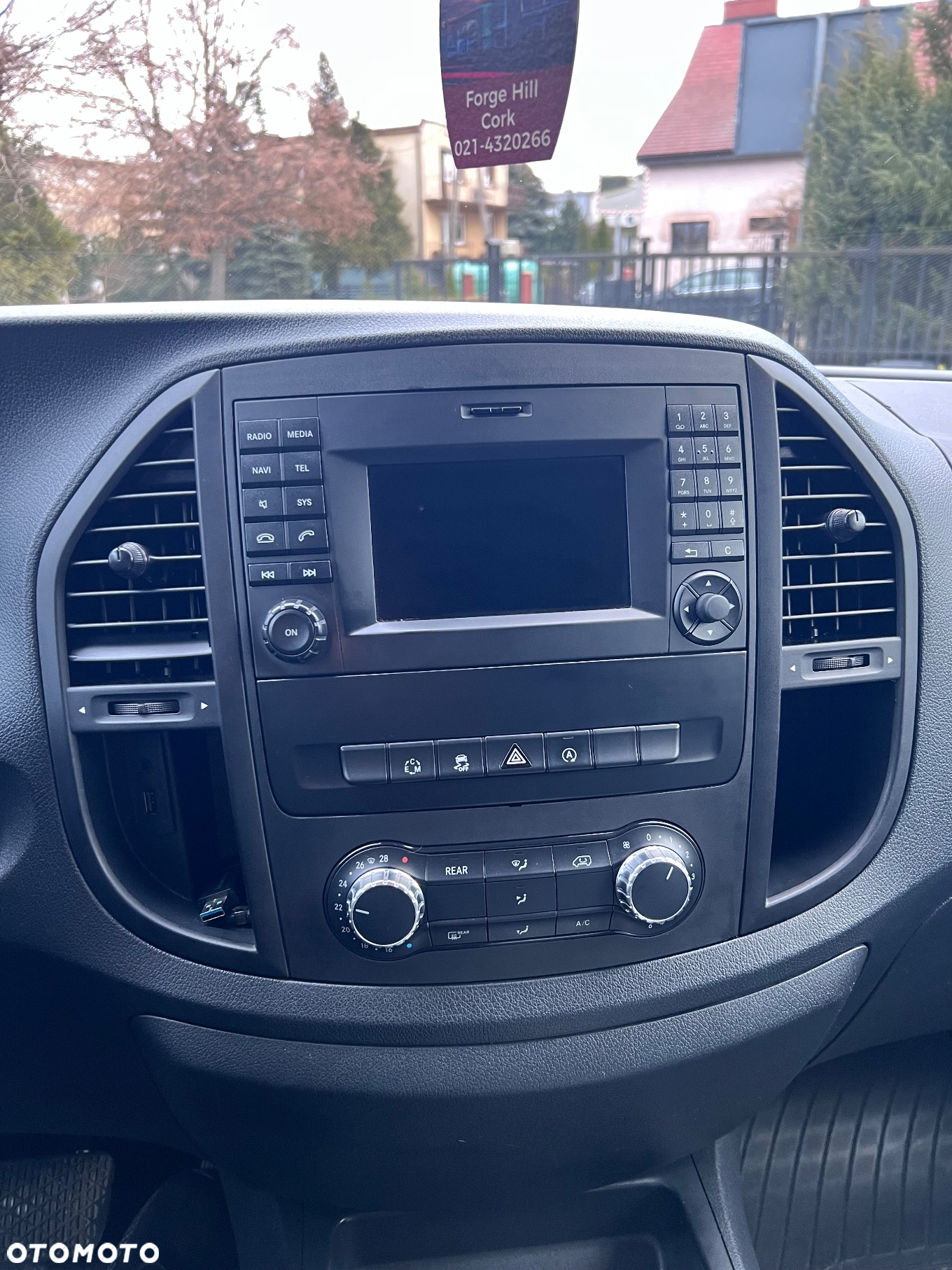 Mercedes-Benz Vito - 11