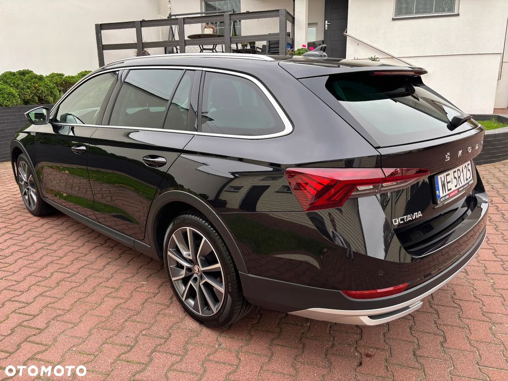 Skoda Octavia 1.5 TSI ACT Scout - 6