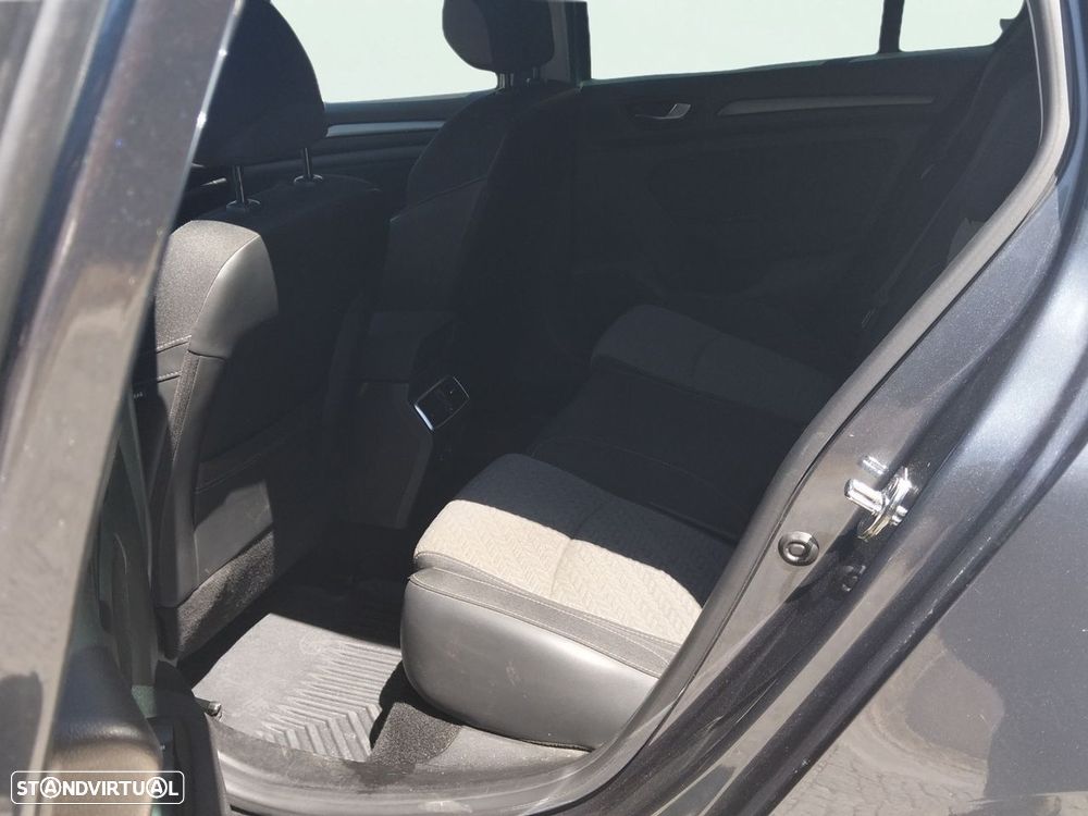 Renault Mégane Sport Tourer 1.3 TCe Limited - 16