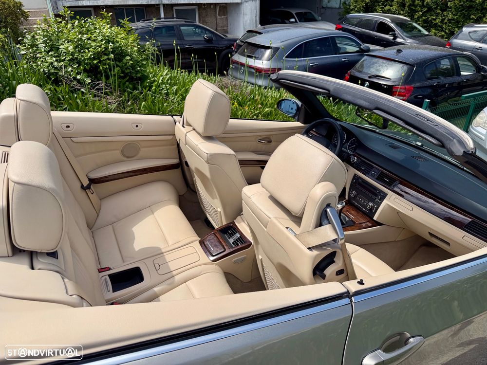 BMW 320 i Cabrio - 11