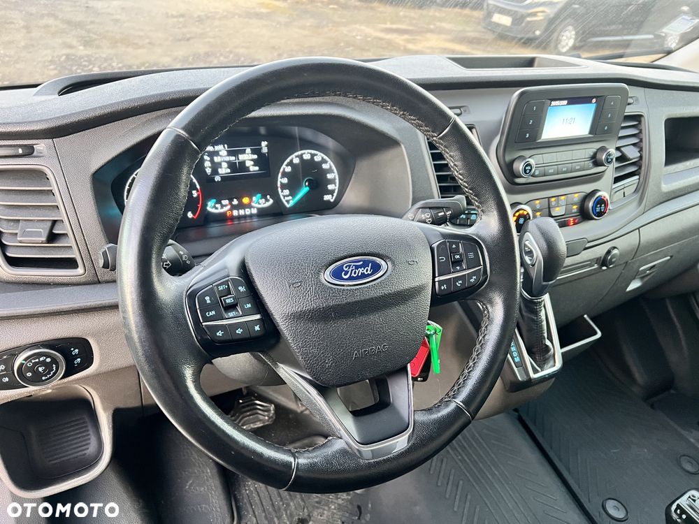 Ford Transit - 13