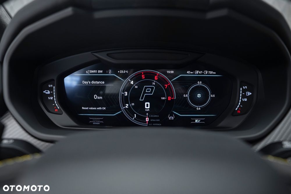 Lamborghini Urus - 22