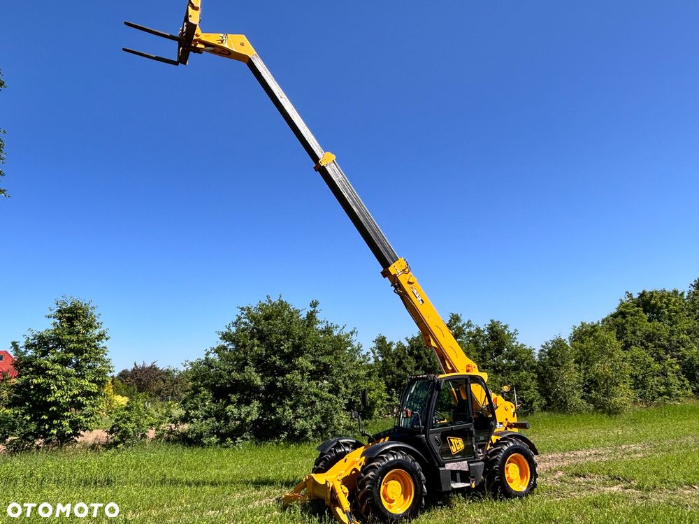 JCB - 5