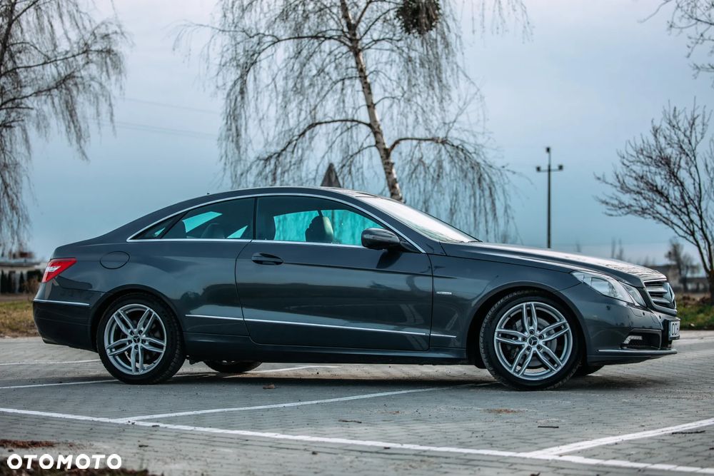 Mercedes-Benz Klasa E 350 CDI BlueEff - 6