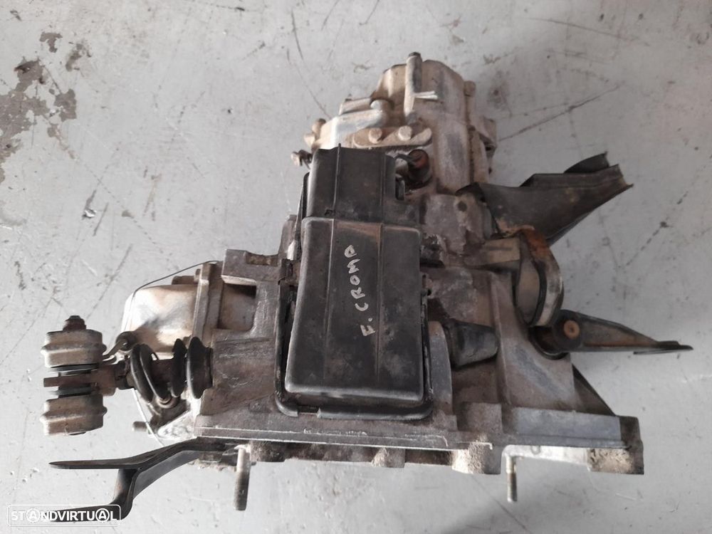 CAIXA VELOCIDADES FIAT CROMA 1986 - 2