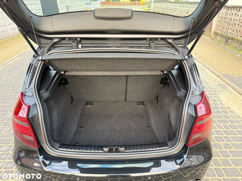 BMW Seria 1 120d DPF Edition Sport - 16