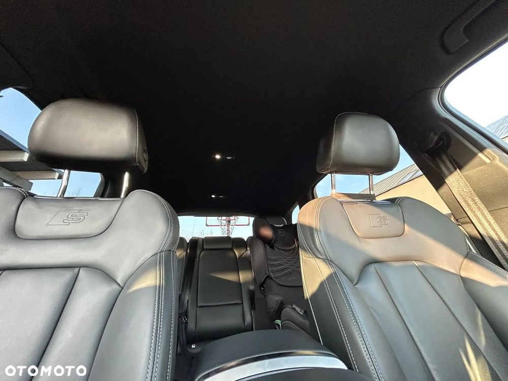 Audi Q7 - 8