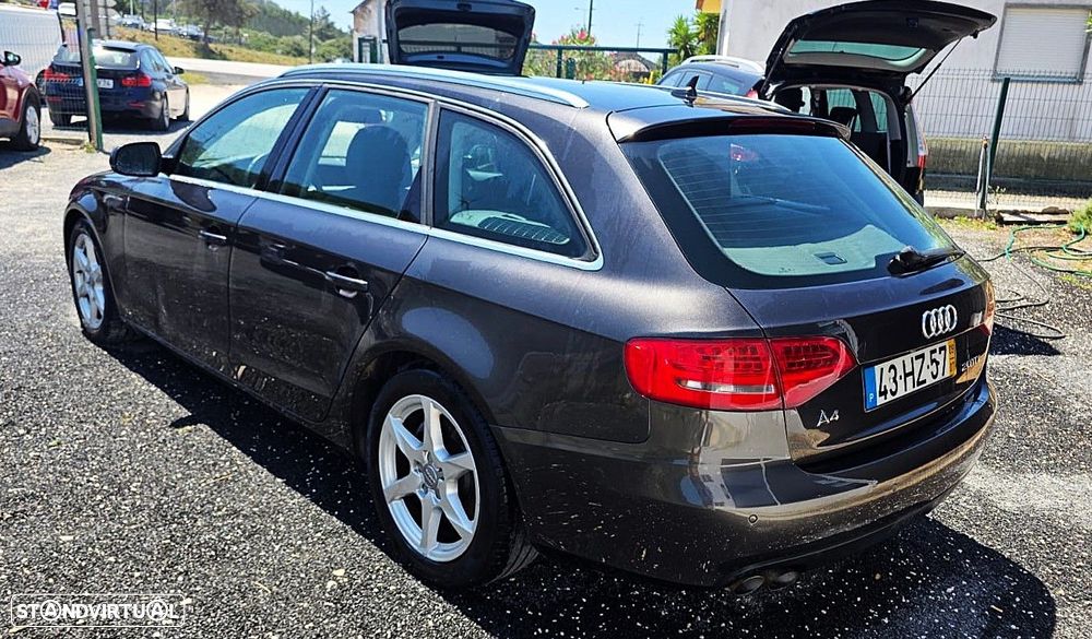 Audi A4 Avant 2.0 TDI exclusive - 4