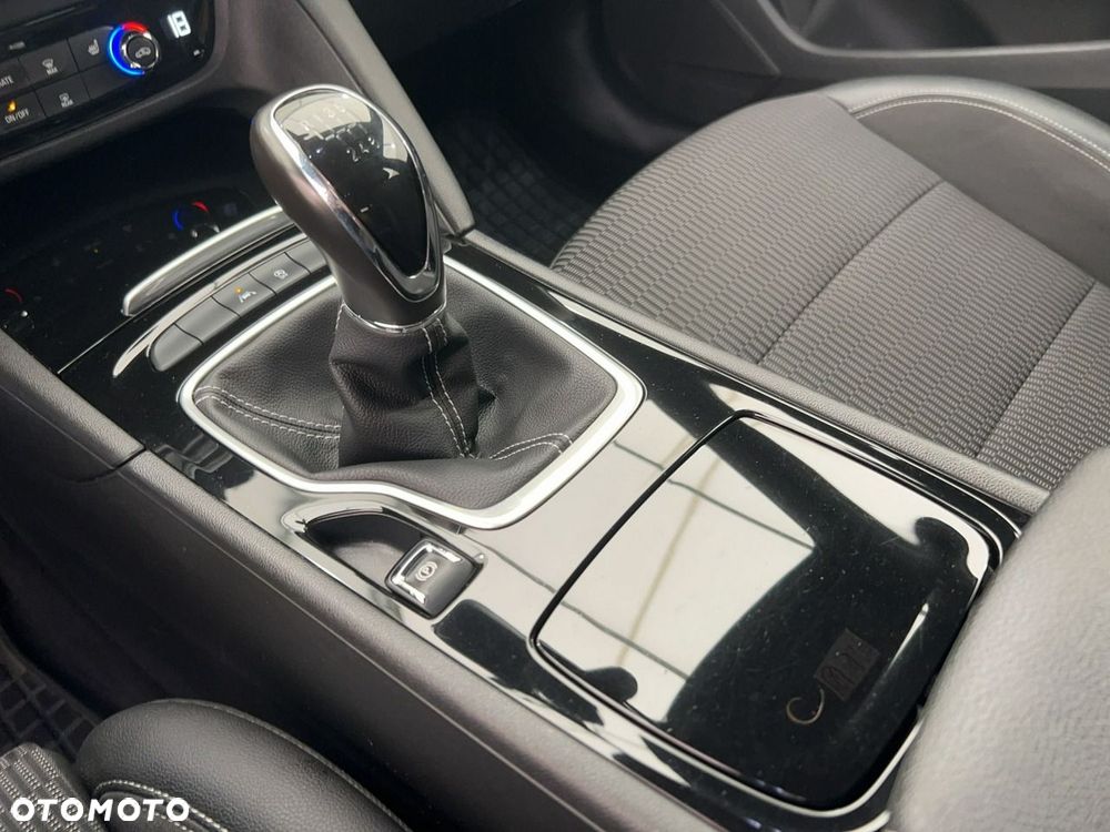 Opel Insignia 2.0 CDTI Elegance S&S - 17