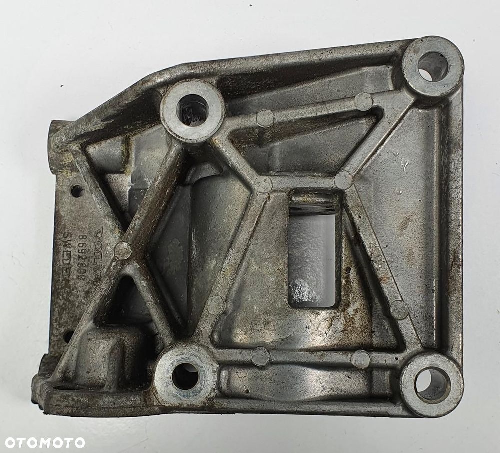 ŁAPA SPRĘŻARKI KLIMATYZACJI VOLVO V50 2.4 B 8692808 - 3
