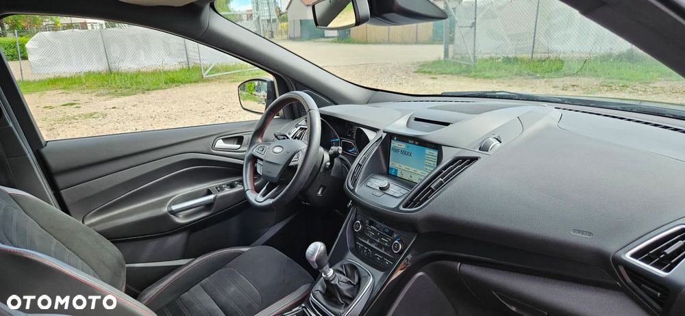 Ford Kuga - 21
