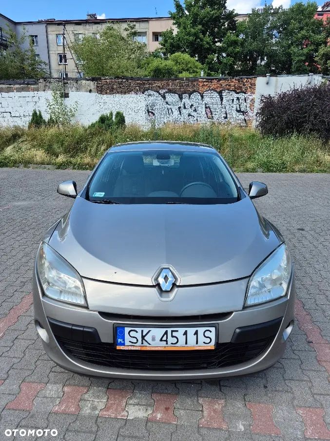 Renault Megane 1.6 16V Dynamique Euro5 - 1