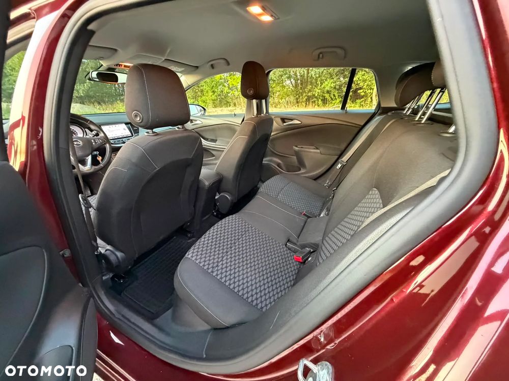 Opel Astra 1.6 CDTI Dynamic - 37