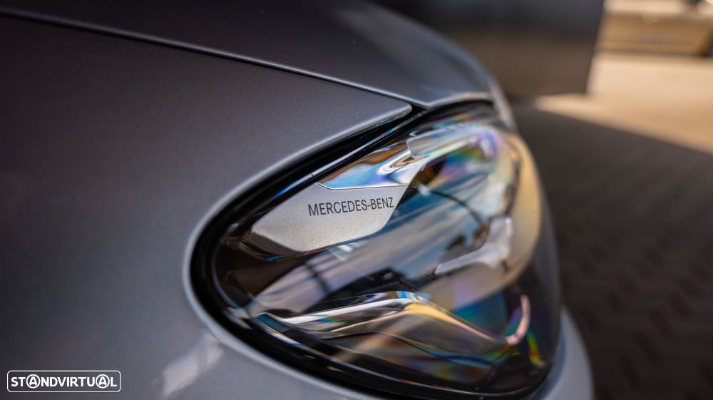 Mercedes-Benz E 300 de Avantgarde 4Matic - 24