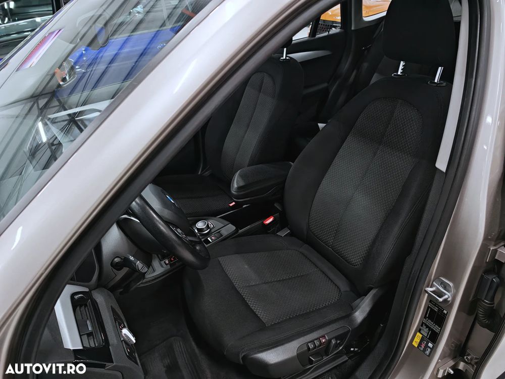 BMW X1 xDrive25e AT PHEV - 8