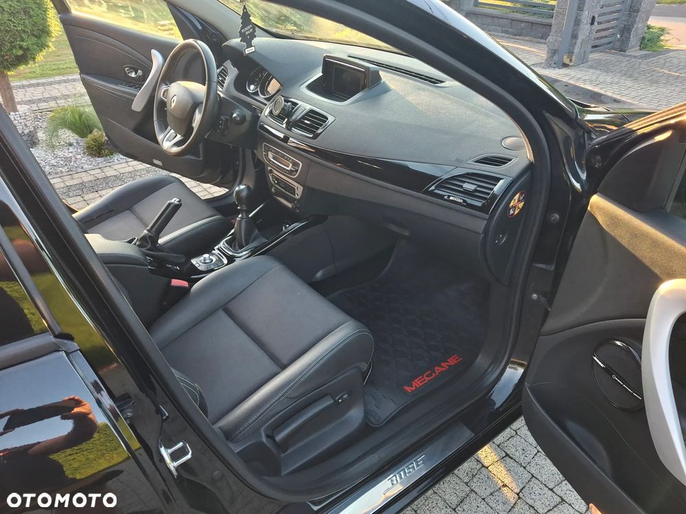 Renault Megane ENERGY TCe 115 Start & Stop Bose Edition - 19