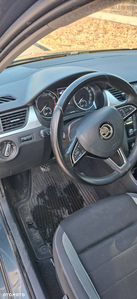 Skoda RAPID 1.0 TSI Ambition - 13