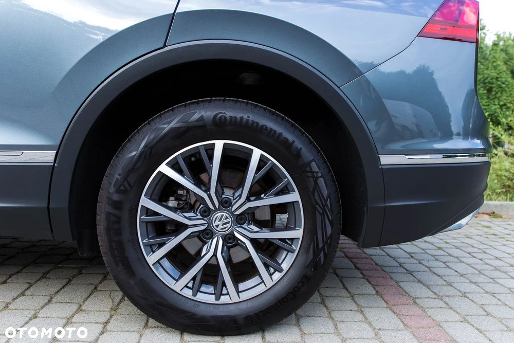 Volkswagen Tiguan Allspace 2.0 TSI 4Mot Comfortline DSG 7os - 29