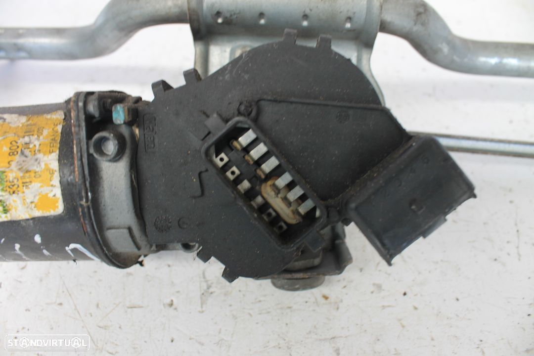 Motor Limpa Para Brisas Renault Clio - 3