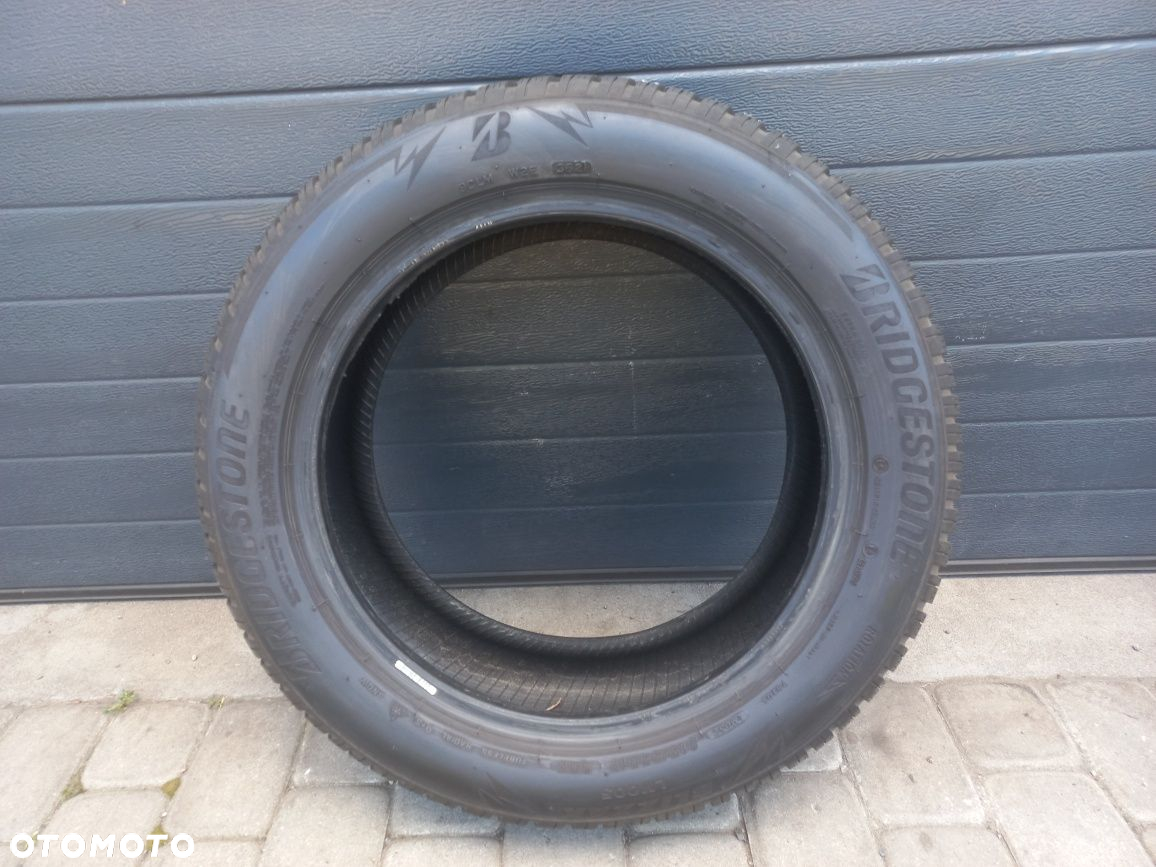Opony zimowe Bridgestone 215/55/17 98V - 3