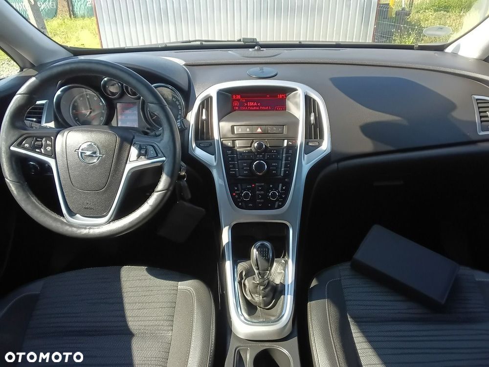 Opel Astra - 8