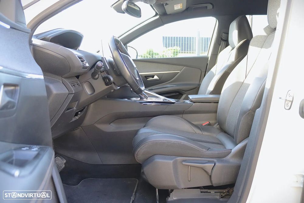 Peugeot 3008 1.5 BlueHDi GT Line EAT8 - 12