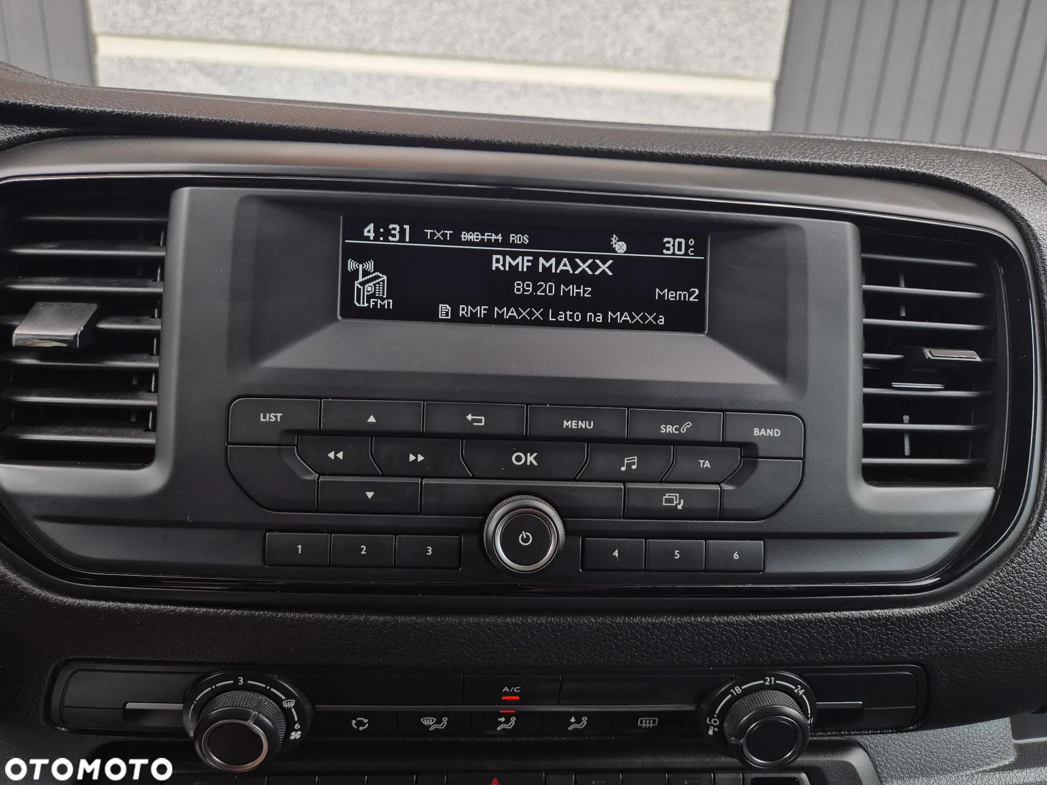 Toyota ProAce 2.0 D-4D Long 3,0t Mobilny Life - 9