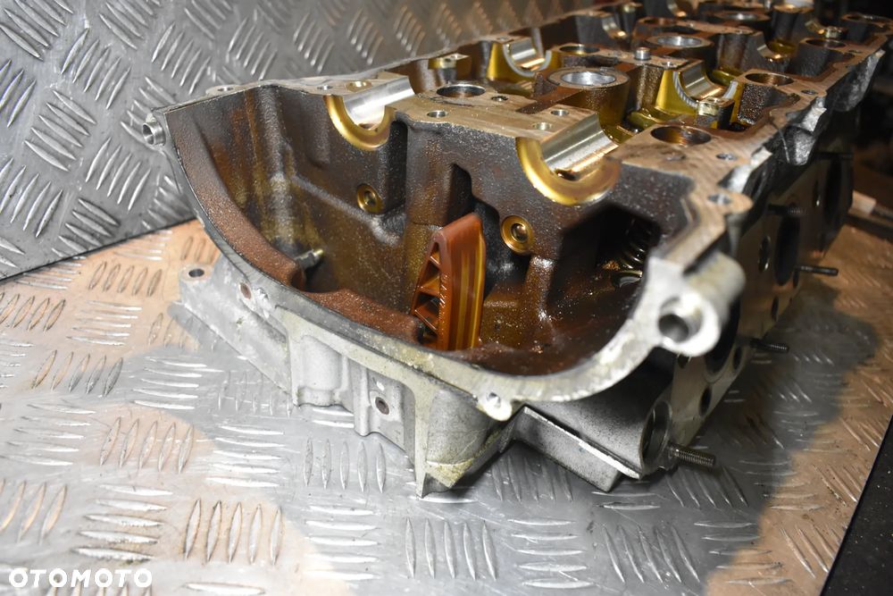 Mercedes 3.5 V6 Głowica silnika 2720162201 - 4