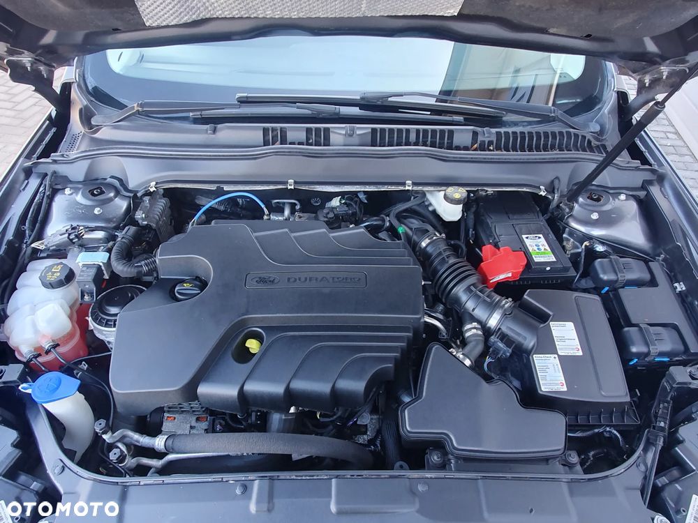 Ford Mondeo - 36