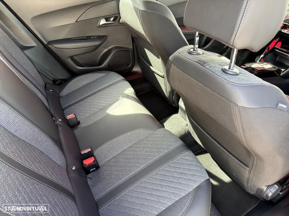 Peugeot 2008 PureTech 130 EAT8 Allure Pack - 35