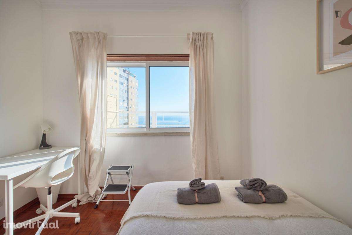 Quarto - localizado em Almada Lisbon - Grande imagem: 2/60