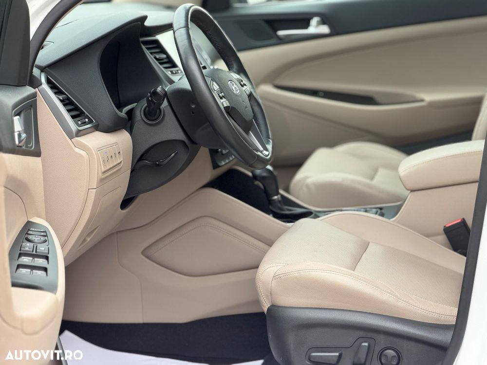Hyundai Tucson 2.0 CRDI 4WD 6AT Premium+ - 10