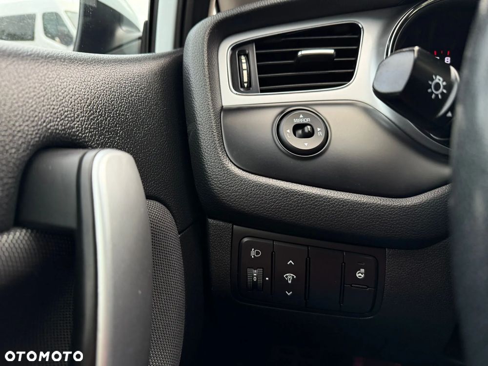 Kia Ceed 1.4 CVVT Fifa World Cup Edition - 36